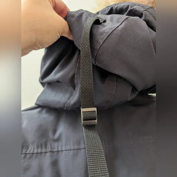 Canada Goose Kensington Parka Navy Jacket with Fur Size MD - Picture 9 of 13